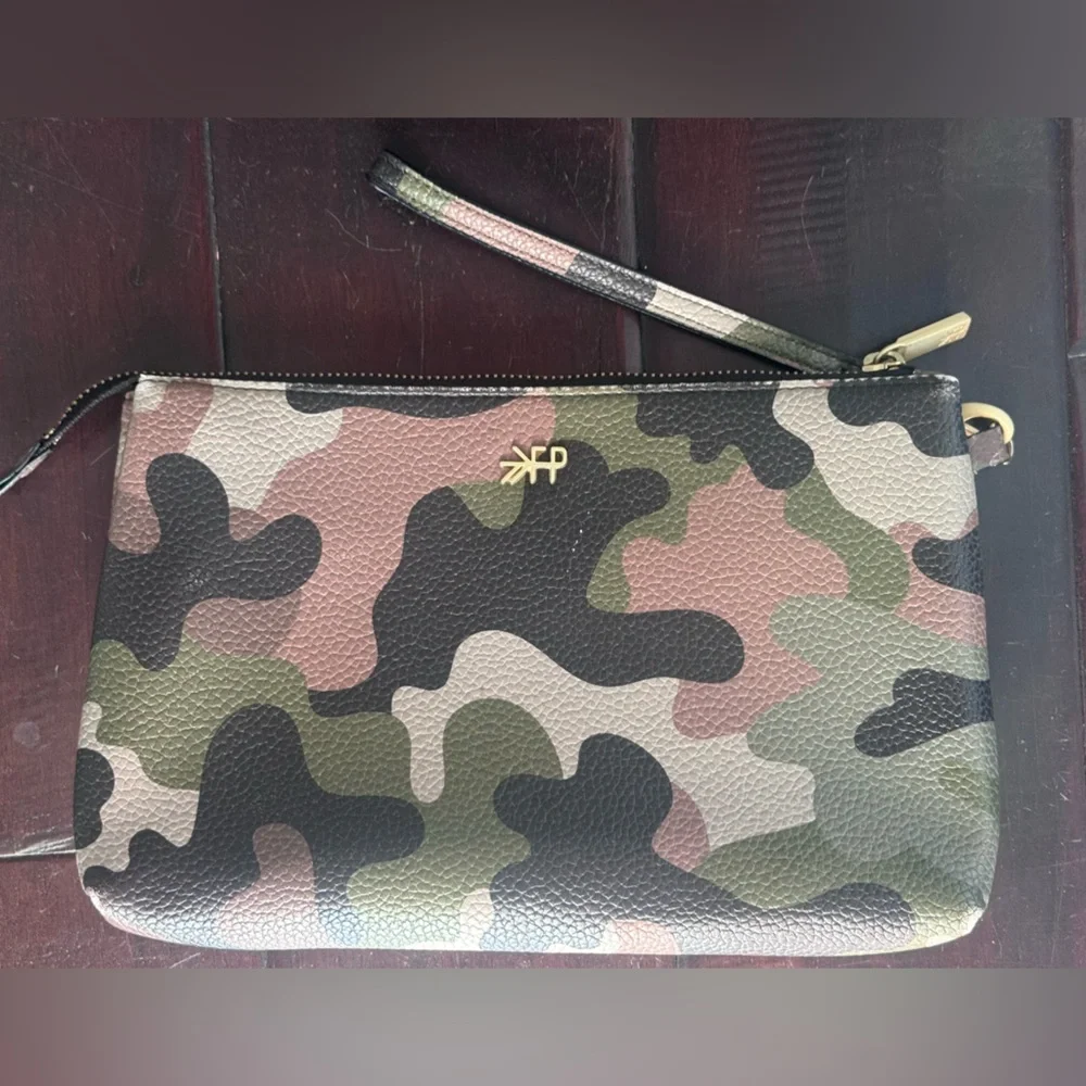 Freshly Picked Camo Classic Clutch